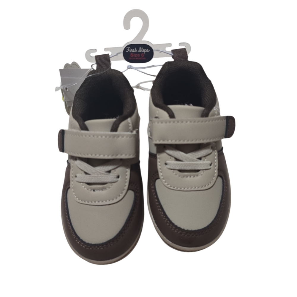 New Toddler Boys Sneakers Size 6